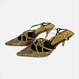 Max Studio Strappy Slingback Leather and Fabric Pointed Toe Fabric Covered Heels